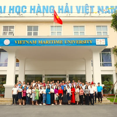 Khối thi đua số 2 Công đoàn Giáo dục Việt Nam tổ chức Tọa đàm “Vai trò của Công đoàn trong xây dựng Đề án vị trí việc làm” 